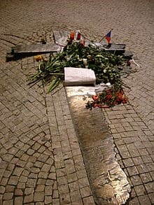 Denkmal für Jan Palach auf dem Wenzelsplatz vor dem Nationalmuseum
